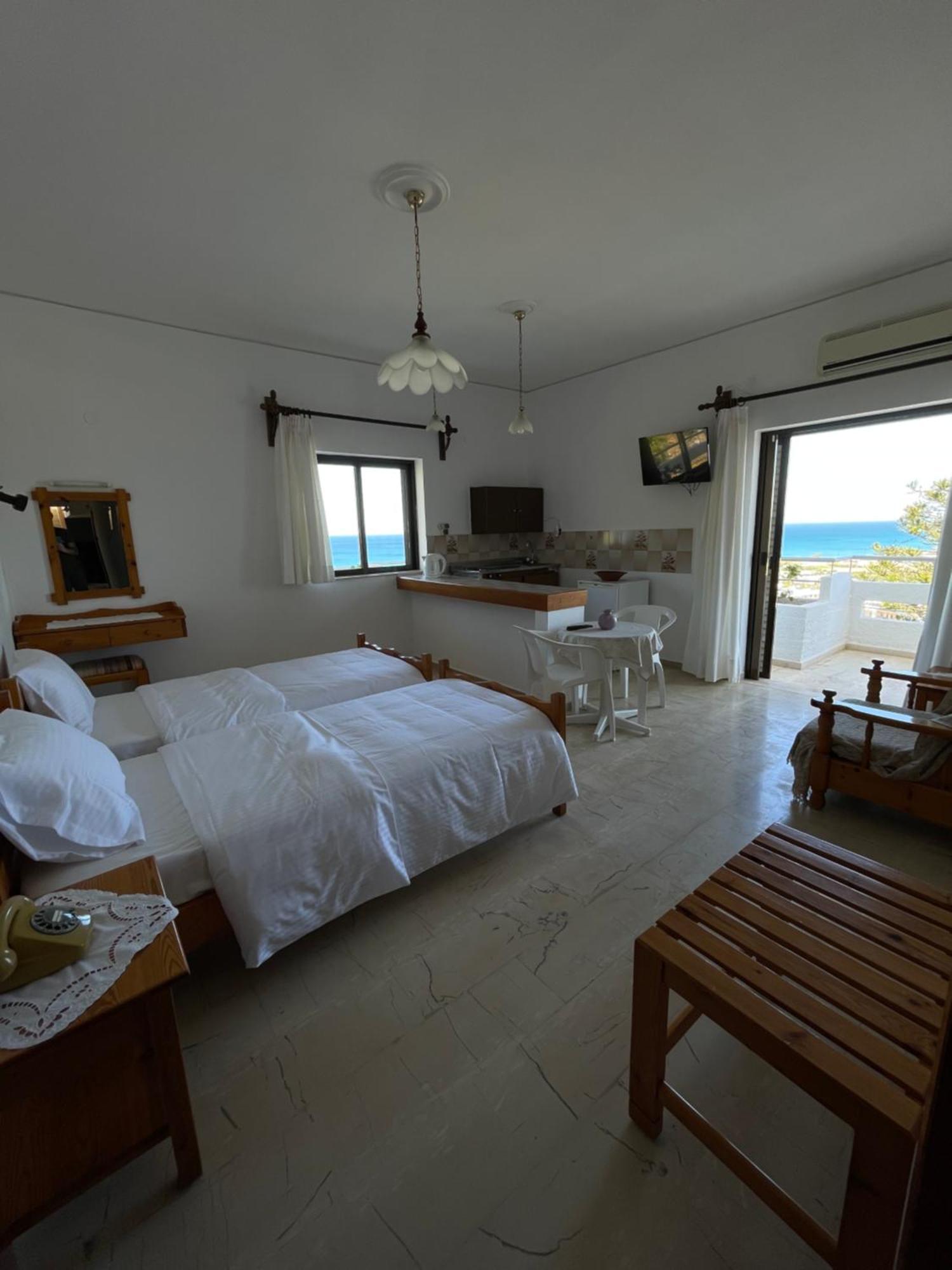 Aeolos Apartments คอลิมวาริออน ภายนอก รูปภาพ