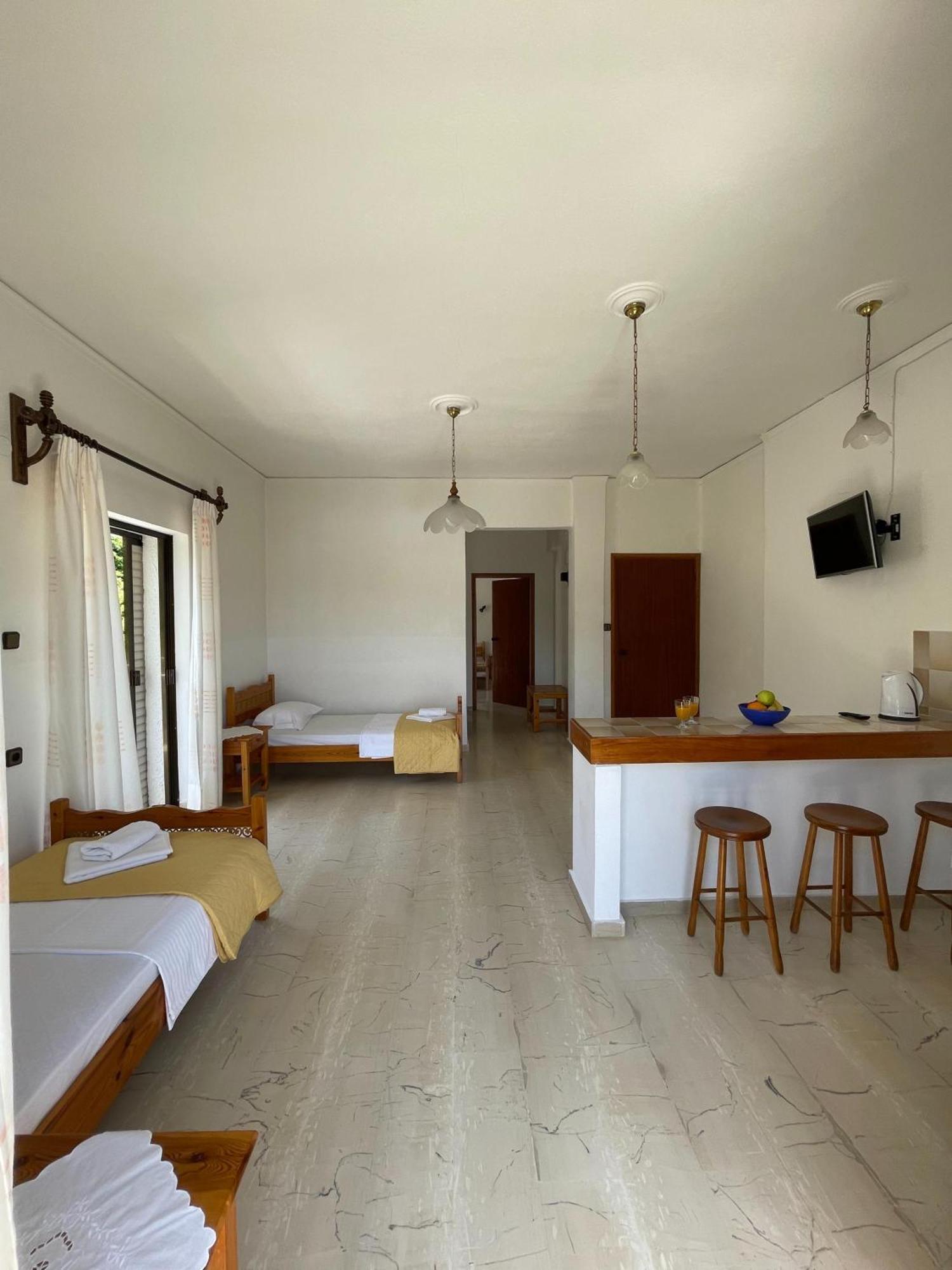 Aeolos Apartments คอลิมวาริออน ภายนอก รูปภาพ